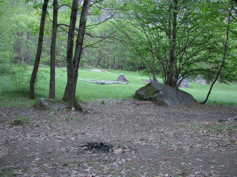 1.2km from Sorte - Wild camping on the left shore(east) of Moesa just above Norantola, 800x600, 125 Kb